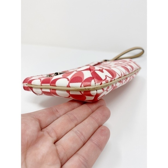 Coach Wristlet Go Go Peyton Dream Signature C Print Pink - Picture 12 of 13